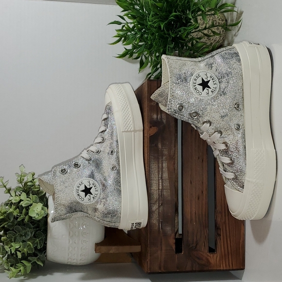 CONVERSE CTAS LIFT HI  PLATFORM WOMEN SZ VARIOUS - Picture 4 of 7